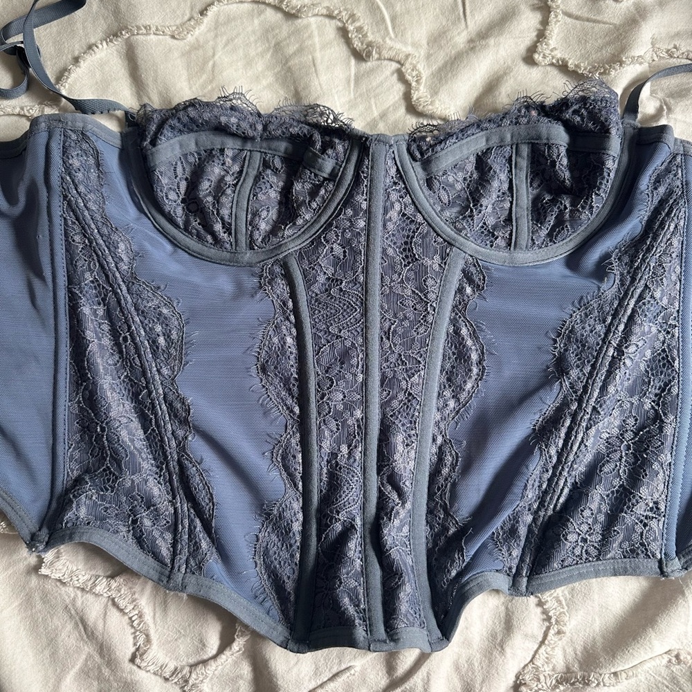 Elegant Lace Corset in Blue